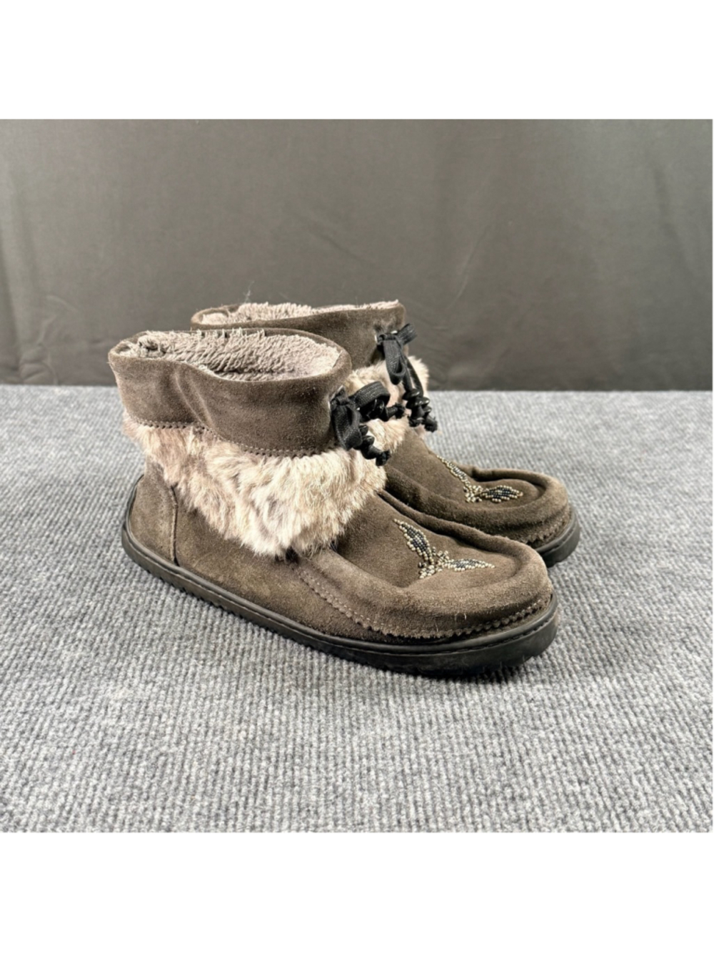 Manitobah Mukluks Womens 7 Beaded Vibram Suede Fur Trim Cozy Mukluk Boots Brown - Picture 9 of 12